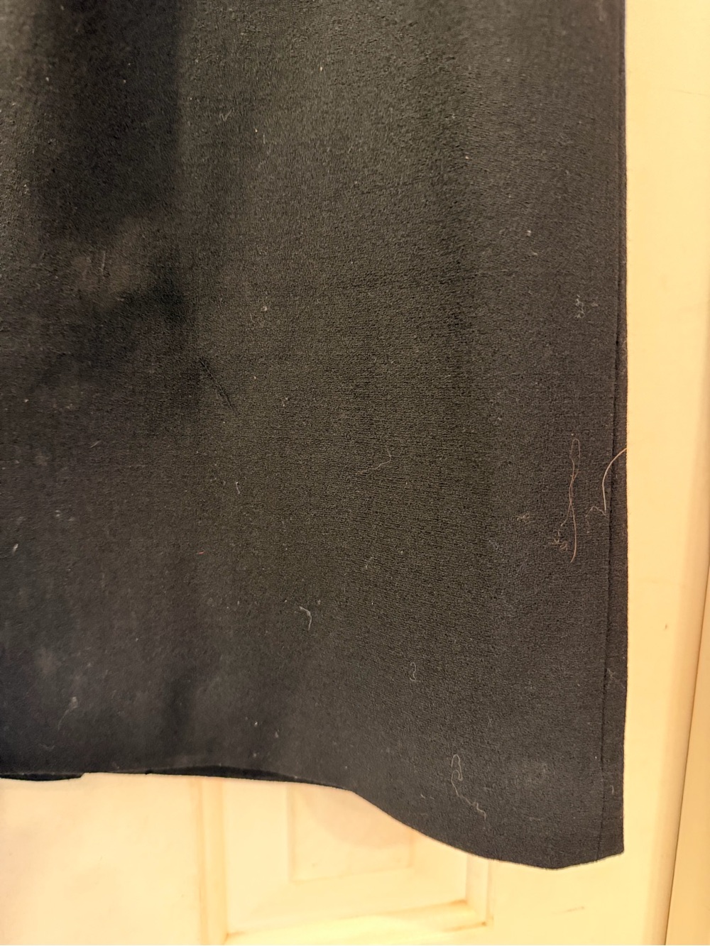 Linda Allard Ellen Tracy Black A-Line Skirt with Leather & Buckle Waist, Sz 6 - Picture 4 of 12